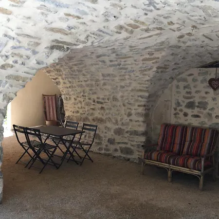 Charlemagne Holiday home Grospierres