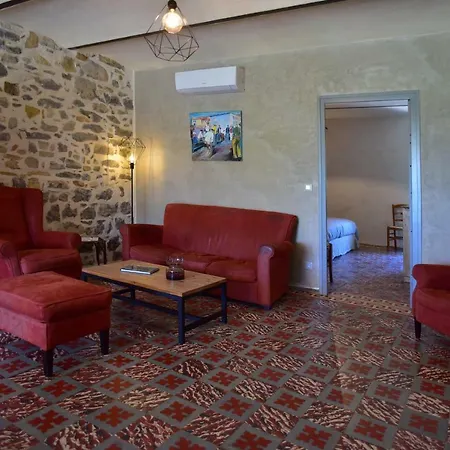 Charlemagne Holiday home Grospierres